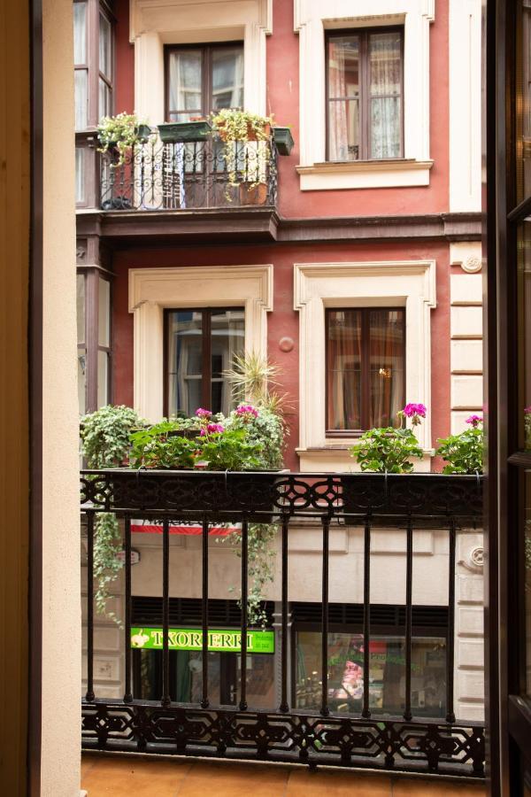 Апартаменты Acogedor Apartamento En El Centro Del Casco Viejo Бильбао Экстерьер фото
